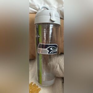 Seattle Seahawks tervis tumbler water bottle
